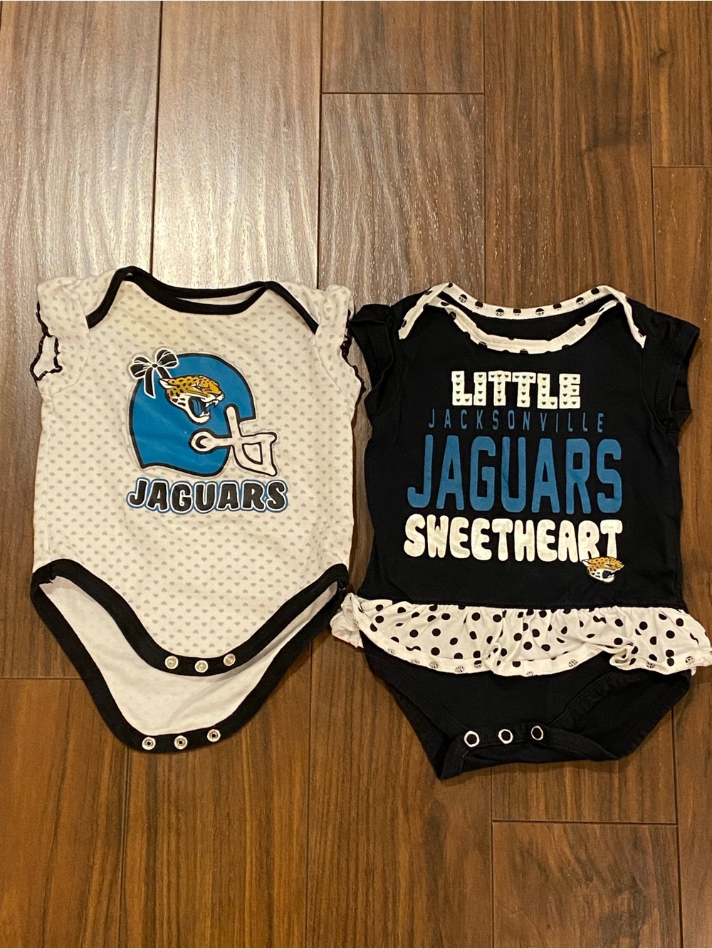 NFL Jacksonville Jaguars Baby Girl Bodysuits Newborn 0-3 months